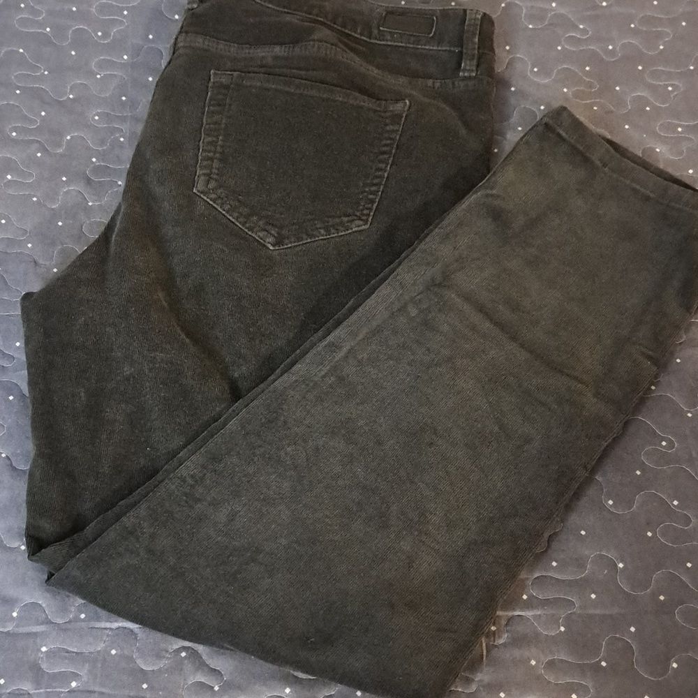 Liz Claiborne Classic fit skinny Gray corduroy pants size 14 petite